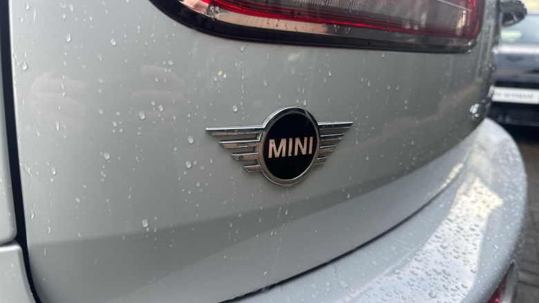 MINI Clubman 1.5 Cooper Exclusive 6dr Auto [Comfort/Nav+ Pack] Petrol Estate